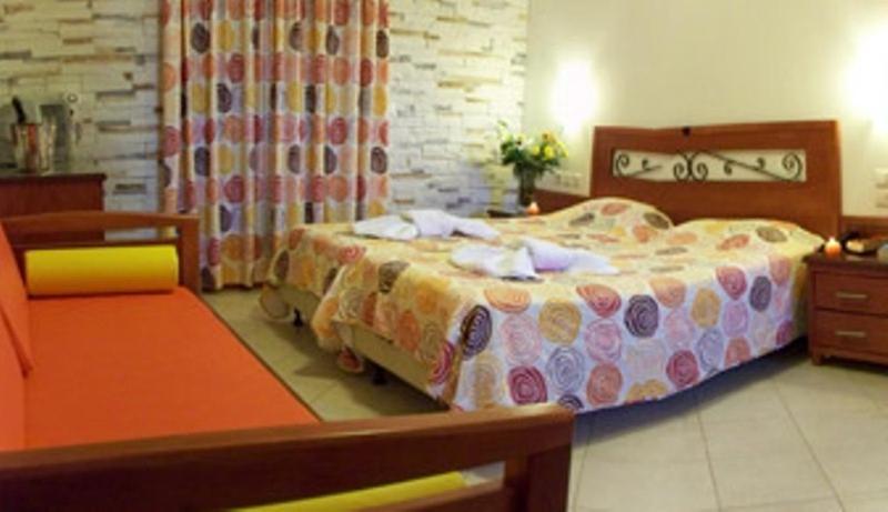 Plaka Hotel II Экстерьер фото